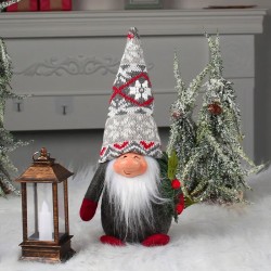 KNITTED SNOWFLAKE GNOME