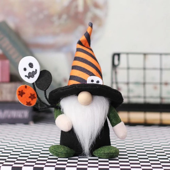 HALLOWEEN WITCH GNOME